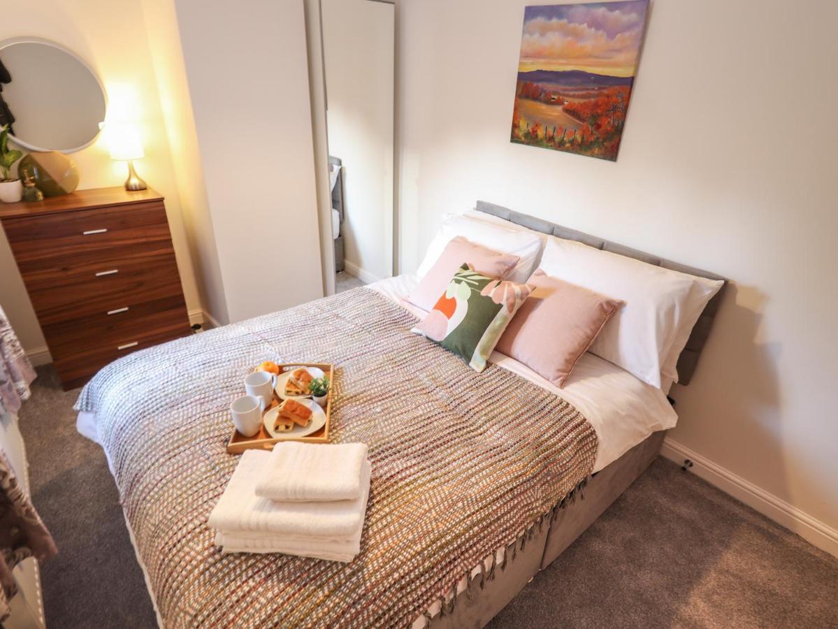 Olive Tree Cottage Лаут Экстерьер фото